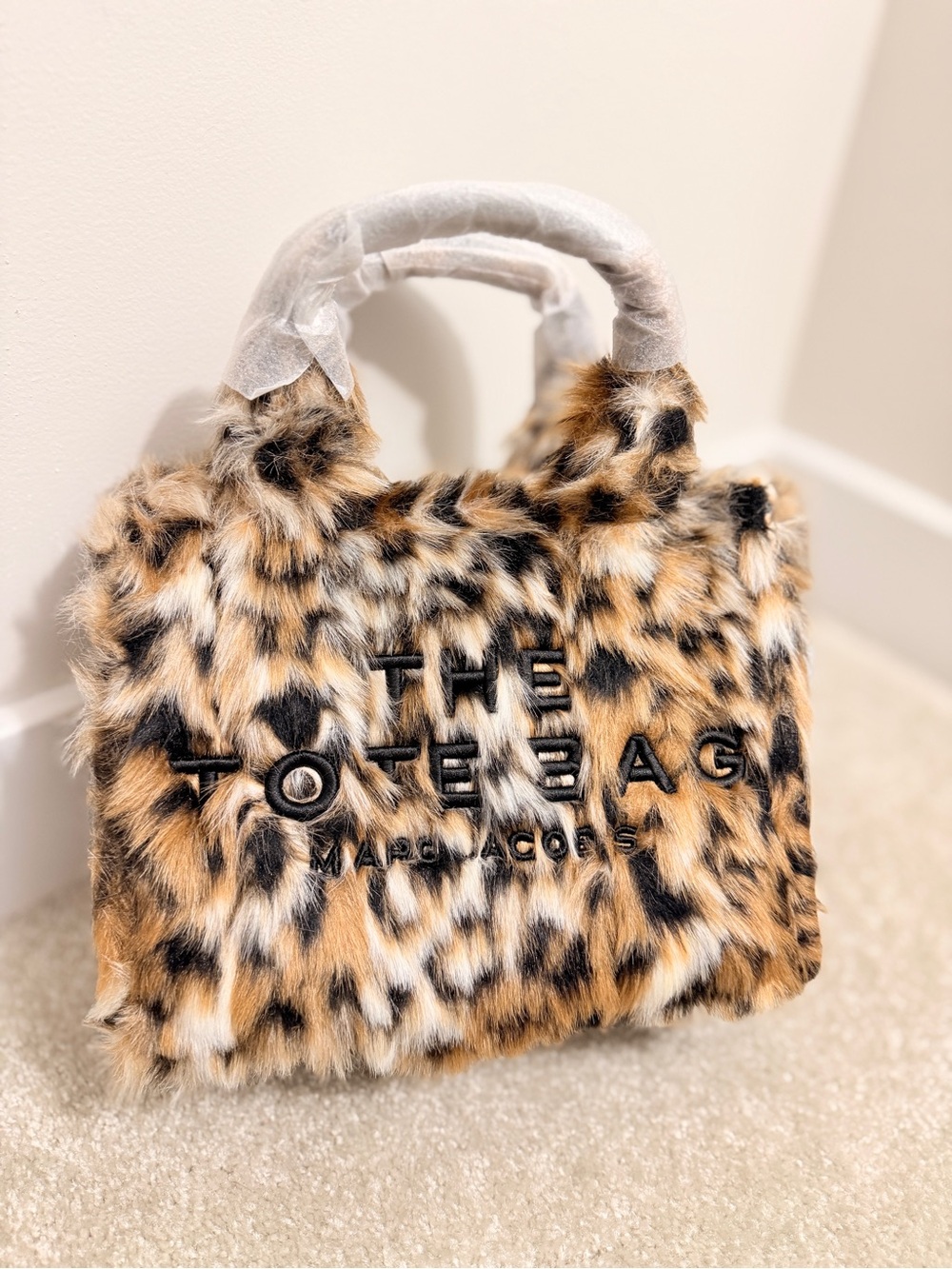 NWT Marc Jacobs SMALL TOTE BAG IN LEOPARD FAUX FUR